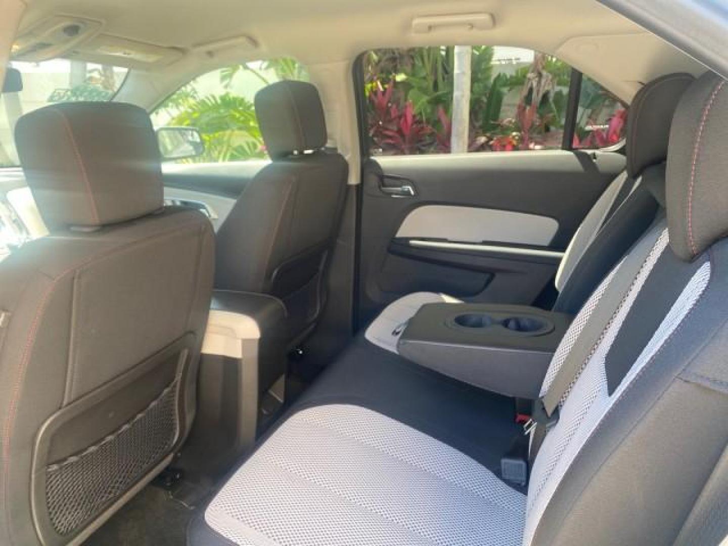 2014 Silver Topaz Metallic /Light Titanium/Jet Black Chevrolet Equinox SUV LT 1 OWNER LOW MILES 28,707 (2GNALCEK2E6) with an 2.4L DOHC 4-Cyl SIDI Spark Ignition DI Engine engine, Automatic transmission, located at 4701 North Dixie Hwy, Pompano Beach, FL, 33064, (954) 422-2889, 26.240938, -80.123474 - OUR WEBPAGE FLORIDACARS1.COM HAS OVER 100 PHOTOS AND FREE CARFAX LINK 2014 Chevrolet Equinox LT 1 OWNER 4 Door Wagon/Sport Utility 2.4L I4 F DOHC 16V Flex Fuel 32 MPG Front Wheel Drive Features ABS Brakes Air Conditioning Alloy Wheels AM/FM Stereo Automatic Transmission Auxiliary Audio Input Bluetoo- Photo#73