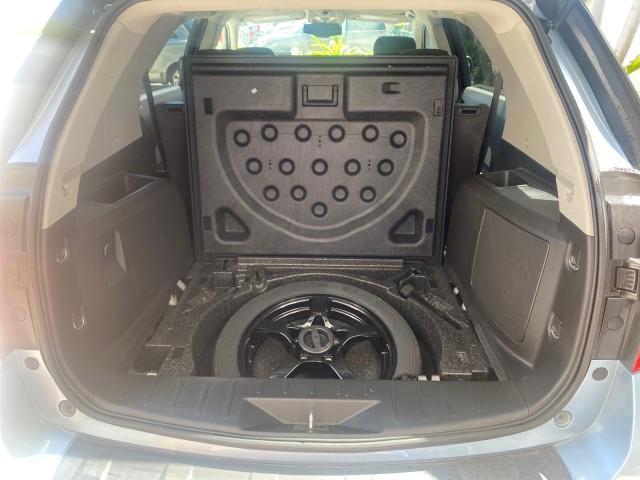 2014 Silver Topaz Metallic /Light Titanium/Jet Black Chevrolet Equinox SUV LT 1 OWNER LOW MILES 28,707 (2GNALCEK2E6) with an 2.4L DOHC 4-Cyl SIDI Spark Ignition DI Engine engine, Automatic transmission, located at 4701 North Dixie Hwy, Pompano Beach, FL, 33064, (954) 422-2889, 26.240938, -80.123474 - OUR WEBPAGE FLORIDACARS1.COM HAS OVER 100 PHOTOS AND FREE CARFAX LINK 2014 Chevrolet Equinox LT 1 OWNER 4 Door Wagon/Sport Utility 2.4L I4 F DOHC 16V Flex Fuel 32 MPG Front Wheel Drive Features ABS Brakes Air Conditioning Alloy Wheels AM/FM Stereo Automatic Transmission Auxiliary Audio Input Bluetoo - Photo#95