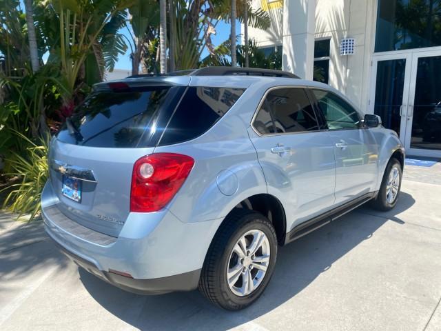 2014 Silver Topaz Metallic /Light Titanium/Jet Black Chevrolet Equinox SUV LT 1 OWNER LOW MILES 28,707 (2GNALCEK2E6) with an 2.4L DOHC 4-Cyl SIDI Spark Ignition DI Engine engine, Automatic transmission, located at 4701 North Dixie Hwy, Pompano Beach, FL, 33064, (954) 422-2889, 26.240938, -80.123474 - OUR WEBPAGE FLORIDACARS1.COM HAS OVER 100 PHOTOS AND FREE CARFAX LINK 2014 Chevrolet Equinox LT 1 OWNER 4 Door Wagon/Sport Utility 2.4L I4 F DOHC 16V Flex Fuel 32 MPG Front Wheel Drive Features ABS Brakes Air Conditioning Alloy Wheels AM/FM Stereo Automatic Transmission Auxiliary Audio Input Bluetoo - Photo#99