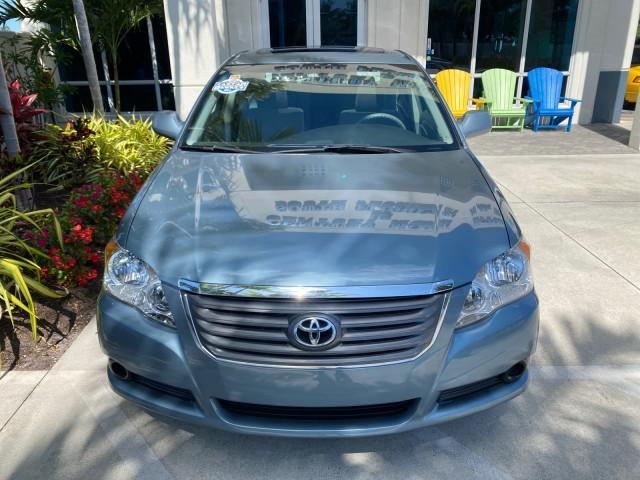 2008 Blue Mirage Metallic /Lt Gray Toyota Avalon XL SUNROOF 1 OWNER LOW MILES 39,358 (4T1BK36B28U) with an 3.5L DOHC EFI 24-Valve V6 Engine engine, Automatic transmission, located at 4701 North Dixie Hwy, Pompano Beach, FL, 33064, (954) 422-2889, 26.240938, -80.123474 - OUR WEBPAGE FLORIDACARS1.COM HAS OVER 100 PHOTOS AND FREE CARFAX LINK 2008 Toyota Avalon XL 1 OWNER Sedan 4 DR 3.5L V6 F DOHC 24V Gasoline 28 MPG Front Wheel Drive Features ABS Brakes Air Conditioning Alloy Wheels AM/FM Stereo Automatic Transmission Auxiliary Audio Input CD Audio Cloth Seats Cruise - Photo#27