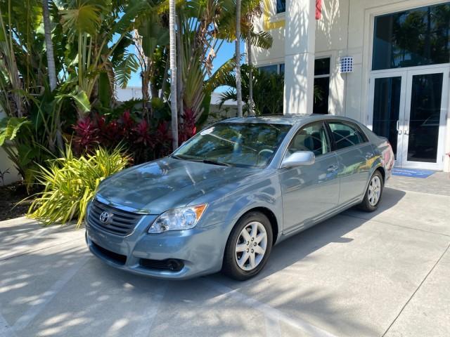 2008 Blue Mirage Metallic /Lt Gray Toyota Avalon XL SUNROOF 1 OWNER LOW MILES 39,358 (4T1BK36B28U) with an 3.5L DOHC EFI 24-Valve V6 Engine engine, Automatic transmission, located at 4701 North Dixie Hwy, Pompano Beach, FL, 33064, (954) 422-2889, 26.240938, -80.123474 - OUR WEBPAGE FLORIDACARS1.COM HAS OVER 100 PHOTOS AND FREE CARFAX LINK 2008 Toyota Avalon XL 1 OWNER Sedan 4 DR 3.5L V6 F DOHC 24V Gasoline 28 MPG Front Wheel Drive Features ABS Brakes Air Conditioning Alloy Wheels AM/FM Stereo Automatic Transmission Auxiliary Audio Input CD Audio Cloth Seats Cruise - Photo#28