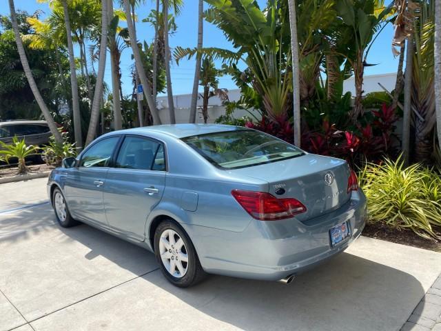 2008 Blue Mirage Metallic /Lt Gray Toyota Avalon XL SUNROOF 1 OWNER LOW MILES 39,358 (4T1BK36B28U) with an 3.5L DOHC EFI 24-Valve V6 Engine engine, Automatic transmission, located at 4701 North Dixie Hwy, Pompano Beach, FL, 33064, (954) 422-2889, 26.240938, -80.123474 - OUR WEBPAGE FLORIDACARS1.COM HAS OVER 100 PHOTOS AND FREE CARFAX LINK 2008 Toyota Avalon XL 1 OWNER Sedan 4 DR 3.5L V6 F DOHC 24V Gasoline 28 MPG Front Wheel Drive Features ABS Brakes Air Conditioning Alloy Wheels AM/FM Stereo Automatic Transmission Auxiliary Audio Input CD Audio Cloth Seats Cruise - Photo#32