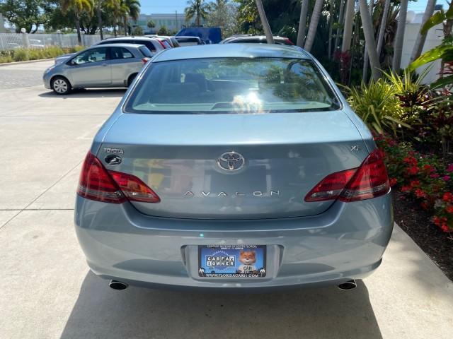 2008 Blue Mirage Metallic /Lt Gray Toyota Avalon XL SUNROOF 1 OWNER LOW MILES 39,358 (4T1BK36B28U) with an 3.5L DOHC EFI 24-Valve V6 Engine engine, Automatic transmission, located at 4701 North Dixie Hwy, Pompano Beach, FL, 33064, (954) 422-2889, 26.240938, -80.123474 - OUR WEBPAGE FLORIDACARS1.COM HAS OVER 100 PHOTOS AND FREE CARFAX LINK 2008 Toyota Avalon XL 1 OWNER Sedan 4 DR 3.5L V6 F DOHC 24V Gasoline 28 MPG Front Wheel Drive Features ABS Brakes Air Conditioning Alloy Wheels AM/FM Stereo Automatic Transmission Auxiliary Audio Input CD Audio Cloth Seats Cruise - Photo#35
