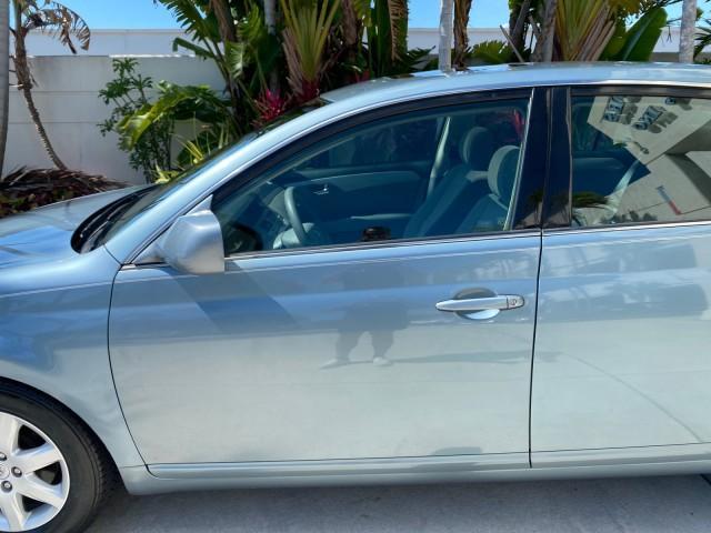 2008 Blue Mirage Metallic /Lt Gray Toyota Avalon XL SUNROOF 1 OWNER LOW MILES 39,358 (4T1BK36B28U) with an 3.5L DOHC EFI 24-Valve V6 Engine engine, Automatic transmission, located at 4701 North Dixie Hwy, Pompano Beach, FL, 33064, (954) 422-2889, 26.240938, -80.123474 - OUR WEBPAGE FLORIDACARS1.COM HAS OVER 100 PHOTOS AND FREE CARFAX LINK 2008 Toyota Avalon XL 1 OWNER Sedan 4 DR 3.5L V6 F DOHC 24V Gasoline 28 MPG Front Wheel Drive Features ABS Brakes Air Conditioning Alloy Wheels AM/FM Stereo Automatic Transmission Auxiliary Audio Input CD Audio Cloth Seats Cruise - Photo#36
