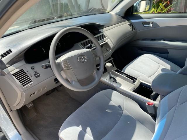 2008 Blue Mirage Metallic /Lt Gray Toyota Avalon XL SUNROOF 1 OWNER LOW MILES 39,358 (4T1BK36B28U) with an 3.5L DOHC EFI 24-Valve V6 Engine engine, Automatic transmission, located at 4701 North Dixie Hwy, Pompano Beach, FL, 33064, (954) 422-2889, 26.240938, -80.123474 - OUR WEBPAGE FLORIDACARS1.COM HAS OVER 100 PHOTOS AND FREE CARFAX LINK 2008 Toyota Avalon XL 1 OWNER Sedan 4 DR 3.5L V6 F DOHC 24V Gasoline 28 MPG Front Wheel Drive Features ABS Brakes Air Conditioning Alloy Wheels AM/FM Stereo Automatic Transmission Auxiliary Audio Input CD Audio Cloth Seats Cruise - Photo#44