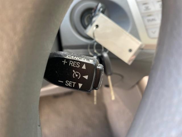 2008 Blue Mirage Metallic /Lt Gray Toyota Avalon XL SUNROOF 1 OWNER LOW MILES 39,358 (4T1BK36B28U) with an 3.5L DOHC EFI 24-Valve V6 Engine engine, Automatic transmission, located at 4701 North Dixie Hwy, Pompano Beach, FL, 33064, (954) 422-2889, 26.240938, -80.123474 - OUR WEBPAGE FLORIDACARS1.COM HAS OVER 100 PHOTOS AND FREE CARFAX LINK 2008 Toyota Avalon XL 1 OWNER Sedan 4 DR 3.5L V6 F DOHC 24V Gasoline 28 MPG Front Wheel Drive Features ABS Brakes Air Conditioning Alloy Wheels AM/FM Stereo Automatic Transmission Auxiliary Audio Input CD Audio Cloth Seats Cruise - Photo#49