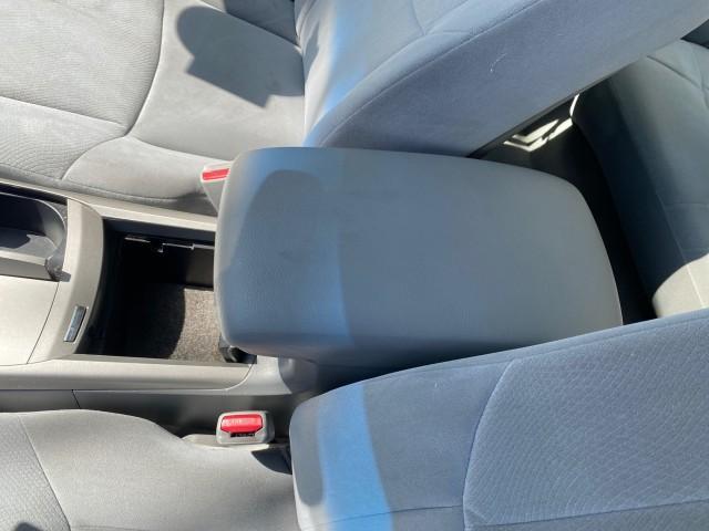 2008 Blue Mirage Metallic /Lt Gray Toyota Avalon XL SUNROOF 1 OWNER LOW MILES 39,358 (4T1BK36B28U) with an 3.5L DOHC EFI 24-Valve V6 Engine engine, Automatic transmission, located at 4701 North Dixie Hwy, Pompano Beach, FL, 33064, (954) 422-2889, 26.240938, -80.123474 - OUR WEBPAGE FLORIDACARS1.COM HAS OVER 100 PHOTOS AND FREE CARFAX LINK 2008 Toyota Avalon XL 1 OWNER Sedan 4 DR 3.5L V6 F DOHC 24V Gasoline 28 MPG Front Wheel Drive Features ABS Brakes Air Conditioning Alloy Wheels AM/FM Stereo Automatic Transmission Auxiliary Audio Input CD Audio Cloth Seats Cruise - Photo#62