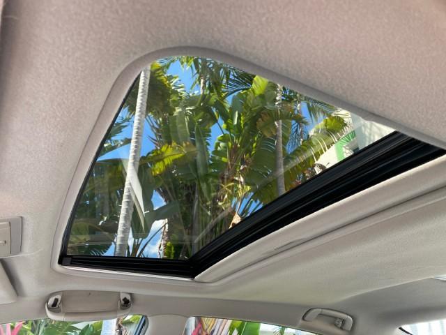 2008 Blue Mirage Metallic /Lt Gray Toyota Avalon XL SUNROOF 1 OWNER LOW MILES 39,358 (4T1BK36B28U) with an 3.5L DOHC EFI 24-Valve V6 Engine engine, Automatic transmission, located at 4701 North Dixie Hwy, Pompano Beach, FL, 33064, (954) 422-2889, 26.240938, -80.123474 - OUR WEBPAGE FLORIDACARS1.COM HAS OVER 100 PHOTOS AND FREE CARFAX LINK 2008 Toyota Avalon XL 1 OWNER Sedan 4 DR 3.5L V6 F DOHC 24V Gasoline 28 MPG Front Wheel Drive Features ABS Brakes Air Conditioning Alloy Wheels AM/FM Stereo Automatic Transmission Auxiliary Audio Input CD Audio Cloth Seats Cruise - Photo#71