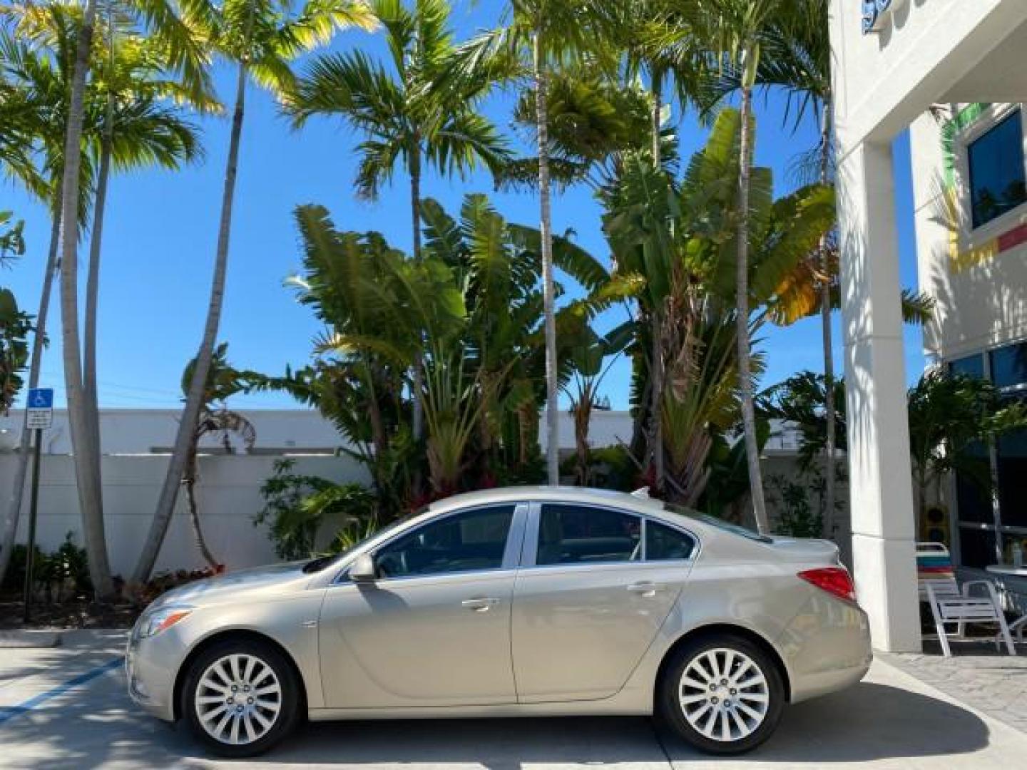 2011 Quicksilver Metallic /Cashmere Buick Regal SEDAN CXL LOW MILES 35,816 (W04GR5EC2B1) with an 2.4L Ecotec DOHC 4-Cyl SIDI Spark Ignition DI Engine engine, Automatic transmission, located at 4701 North Dixie Hwy, Pompano Beach, FL, 33064, (954) 422-2889, 26.240938, -80.123474 - OUR WEBPAGE FLORIDACARS1.COM HAS OVER 100 PHOTOS AND FREE CARFAX LINK 2011 Buick Regal CXL Sedan 4 DR 2.4L I4 F DOHC 16V Gasoline 30 MPG Front Wheel Drive Features ABS Brakes Air Conditioning Alloy Wheels AM/FM Stereo Automatic Transmission Auxiliary Audio Input Bluetooth Technology CD Audio Comfort- Photo#4