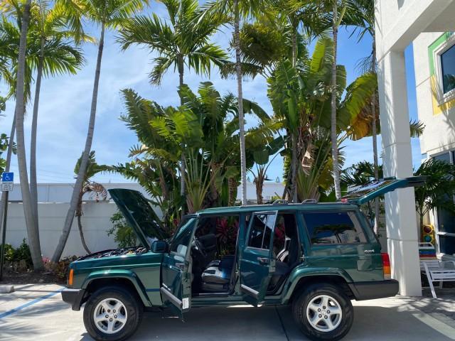 2000 Forest Green Pearl /Agate Jeep Cherokee Sport 1 OWNER 4X4 AC 4.0 6YL (1J4FF48S2YL) with an 4.0L SMFI I6 Power Tech Engine engine, Automatic transmission, located at 4701 North Dixie Hwy, Pompano Beach, FL, 33064, (954) 422-2889, 26.240938, -80.123474 - OUR WEBPAGE FLORIDACARS1.COM HAS OVER 100 PHOTOS AND FREE CARFAX LINK 2000 Jeep Cherokee Sport 4WD 4x4 4 Door Wagon/Sport Utility 4.0L I6 F Gasoline 22 MPG All Wheel Drive Features 4WD/AWD ABS Brakes Air Conditioning AM/FM Stereo Automatic Transmission Cassette Player CD Audio Cloth Seats Cruise Con - Photo#8