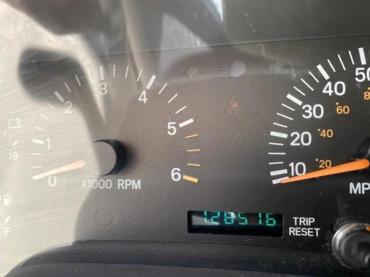 2000 Forest Green Pearl /Agate Jeep Cherokee Sport 1 OWNER 4X4 AC 4.0 6YL (1J4FF48S2YL) with an 4.0L SMFI I6 Power Tech Engine engine, Automatic transmission, located at 4701 North Dixie Hwy, Pompano Beach, FL, 33064, (954) 422-2889, 26.240938, -80.123474 - OUR WEBPAGE FLORIDACARS1.COM HAS OVER 100 PHOTOS AND FREE CARFAX LINK 2000 Jeep Cherokee Sport 4WD 4x4 4 Door Wagon/Sport Utility 4.0L I6 F Gasoline 22 MPG All Wheel Drive Features 4WD/AWD ABS Brakes Air Conditioning AM/FM Stereo Automatic Transmission Cassette Player CD Audio Cloth Seats Cruise Con - Photo#18