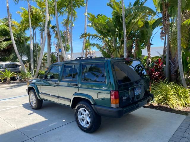 2000 Forest Green Pearl /Agate Jeep Cherokee Sport 1 OWNER 4X4 AC 4.0 6YL (1J4FF48S2YL) with an 4.0L SMFI I6 Power Tech Engine engine, Automatic transmission, located at 4701 North Dixie Hwy, Pompano Beach, FL, 33064, (954) 422-2889, 26.240938, -80.123474 - OUR WEBPAGE FLORIDACARS1.COM HAS OVER 100 PHOTOS AND FREE CARFAX LINK 2000 Jeep Cherokee Sport 4WD 4x4 4 Door Wagon/Sport Utility 4.0L I6 F Gasoline 22 MPG All Wheel Drive Features 4WD/AWD ABS Brakes Air Conditioning AM/FM Stereo Automatic Transmission Cassette Player CD Audio Cloth Seats Cruise Con - Photo#32