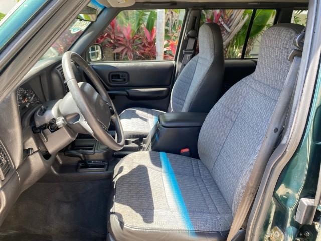 2000 Forest Green Pearl /Agate Jeep Cherokee Sport 1 OWNER 4X4 AC 4.0 6YL (1J4FF48S2YL) with an 4.0L SMFI I6 Power Tech Engine engine, Automatic transmission, located at 4701 North Dixie Hwy, Pompano Beach, FL, 33064, (954) 422-2889, 26.240938, -80.123474 - OUR WEBPAGE FLORIDACARS1.COM HAS OVER 100 PHOTOS AND FREE CARFAX LINK 2000 Jeep Cherokee Sport 4WD 4x4 4 Door Wagon/Sport Utility 4.0L I6 F Gasoline 22 MPG All Wheel Drive Features 4WD/AWD ABS Brakes Air Conditioning AM/FM Stereo Automatic Transmission Cassette Player CD Audio Cloth Seats Cruise Con - Photo#43