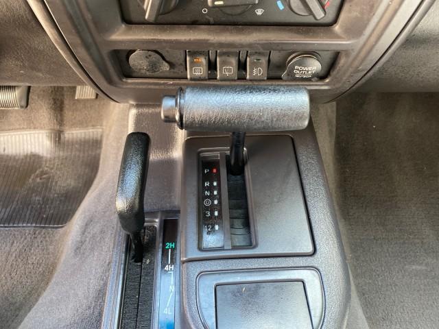 2000 Forest Green Pearl /Agate Jeep Cherokee Sport 1 OWNER 4X4 AC 4.0 6YL (1J4FF48S2YL) with an 4.0L SMFI I6 Power Tech Engine engine, Automatic transmission, located at 4701 North Dixie Hwy, Pompano Beach, FL, 33064, (954) 422-2889, 26.240938, -80.123474 - OUR WEBPAGE FLORIDACARS1.COM HAS OVER 100 PHOTOS AND FREE CARFAX LINK 2000 Jeep Cherokee Sport 4WD 4x4 4 Door Wagon/Sport Utility 4.0L I6 F Gasoline 22 MPG All Wheel Drive Features 4WD/AWD ABS Brakes Air Conditioning AM/FM Stereo Automatic Transmission Cassette Player CD Audio Cloth Seats Cruise Con - Photo#61