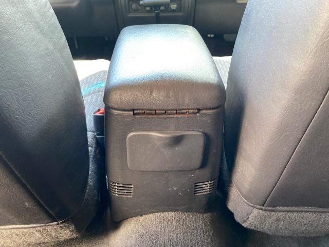 2000 Forest Green Pearl /Agate Jeep Cherokee Sport 1 OWNER 4X4 AC 4.0 6YL (1J4FF48S2YL) with an 4.0L SMFI I6 Power Tech Engine engine, Automatic transmission, located at 4701 North Dixie Hwy, Pompano Beach, FL, 33064, (954) 422-2889, 26.240938, -80.123474 - OUR WEBPAGE FLORIDACARS1.COM HAS OVER 100 PHOTOS AND FREE CARFAX LINK 2000 Jeep Cherokee Sport 4WD 4x4 4 Door Wagon/Sport Utility 4.0L I6 F Gasoline 22 MPG All Wheel Drive Features 4WD/AWD ABS Brakes Air Conditioning AM/FM Stereo Automatic Transmission Cassette Player CD Audio Cloth Seats Cruise Con - Photo#83