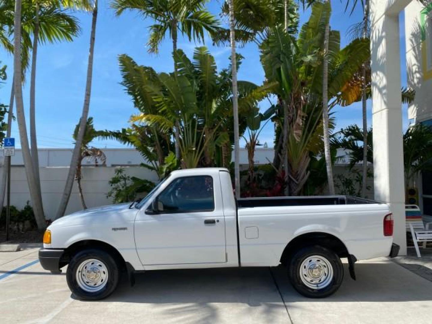 2002 Oxford White /Dark Graphite Ford Ranger Edge 1 OWNER LOW MILES 68,551 (1FTYR10U72P) with an 3.0L SEFI V6 Engine engine, Automatic transmission, located at 4701 North Dixie Hwy, Pompano Beach, FL, 33064, (954) 422-2889, 26.240938, -80.123474 - OUR WEBPAGE FLORIDACARS1.COM HAS OVER 100 PHOTOS AND FREE CARFAX LINK 2002 Ford Ranger Edge 1 OWNER Pickup 3.0L V6 F OHV Gasoline 22 MPG Rear Wheel Drive Features ABS Brakes Air Conditioning AM/FM Stereo Automatic Transmission Bed Liner CD Audio Vinyl Seats 2002 Ford Ranger Edge Regular Cab 2WD is a- Photo#29