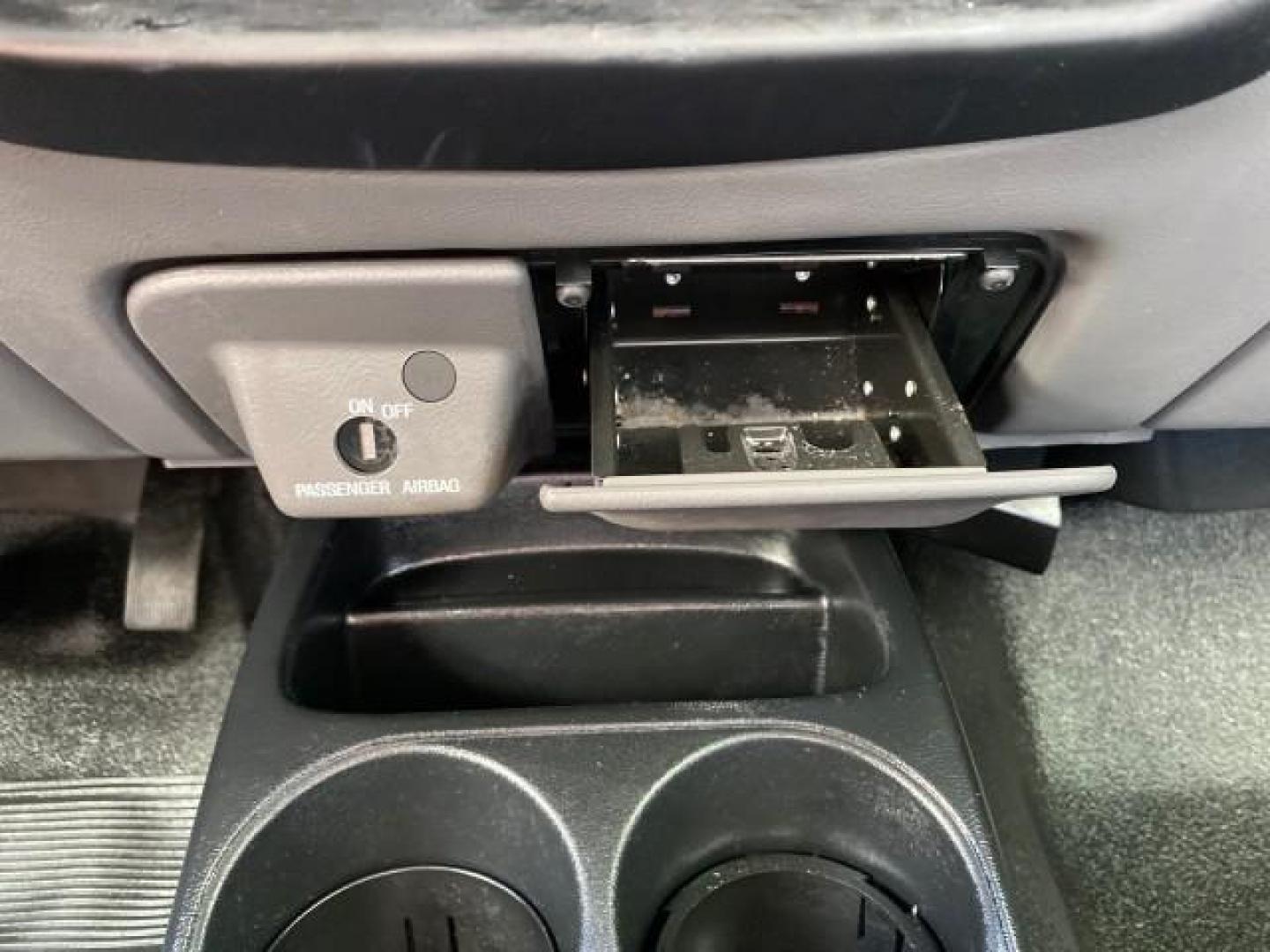 2002 Oxford White /Dark Graphite Ford Ranger Edge 1 OWNER LOW MILES 68,551 (1FTYR10U72P) with an 3.0L SEFI V6 Engine engine, Automatic transmission, located at 4701 North Dixie Hwy, Pompano Beach, FL, 33064, (954) 422-2889, 26.240938, -80.123474 - OUR WEBPAGE FLORIDACARS1.COM HAS OVER 100 PHOTOS AND FREE CARFAX LINK 2002 Ford Ranger Edge 1 OWNER Pickup 3.0L V6 F OHV Gasoline 22 MPG Rear Wheel Drive Features ABS Brakes Air Conditioning AM/FM Stereo Automatic Transmission Bed Liner CD Audio Vinyl Seats 2002 Ford Ranger Edge Regular Cab 2WD is a- Photo#58