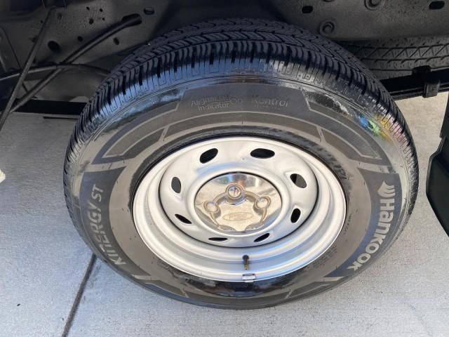 2002 Oxford White /Dark Graphite Ford Ranger Edge 1 OWNER LOW MILES 68,551 (1FTYR10U72P) with an 3.0L SEFI V6 Engine engine, Automatic transmission, located at 4701 North Dixie Hwy, Pompano Beach, FL, 33064, (954) 422-2889, 26.240938, -80.123474 - OUR WEBPAGE FLORIDACARS1.COM HAS OVER 100 PHOTOS AND FREE CARFAX LINK 2002 Ford Ranger Edge 1 OWNER Pickup 3.0L V6 F OHV Gasoline 22 MPG Rear Wheel Drive Features ABS Brakes Air Conditioning AM/FM Stereo Automatic Transmission Bed Liner CD Audio Vinyl Seats 2002 Ford Ranger Edge Regular Cab 2WD is a - Photo#79