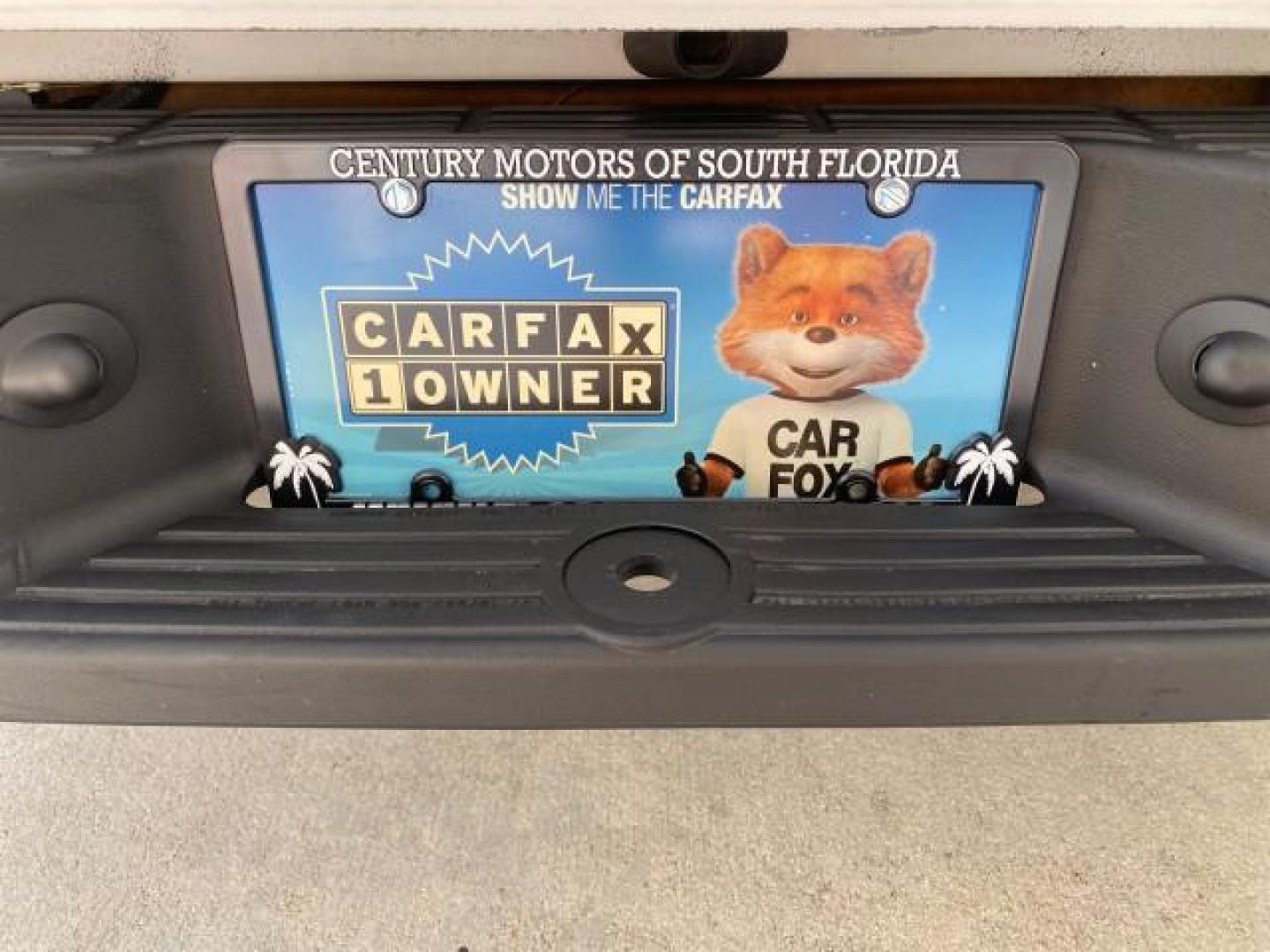 2002 Oxford White /Dark Graphite Ford Ranger Edge 1 OWNER LOW MILES 68,551 (1FTYR10U72P) with an 3.0L SEFI V6 Engine engine, Automatic transmission, located at 4701 North Dixie Hwy, Pompano Beach, FL, 33064, (954) 422-2889, 26.240938, -80.123474 - OUR WEBPAGE FLORIDACARS1.COM HAS OVER 100 PHOTOS AND FREE CARFAX LINK 2002 Ford Ranger Edge 1 OWNER Pickup 3.0L V6 F OHV Gasoline 22 MPG Rear Wheel Drive Features ABS Brakes Air Conditioning AM/FM Stereo Automatic Transmission Bed Liner CD Audio Vinyl Seats 2002 Ford Ranger Edge Regular Cab 2WD is a- Photo#85