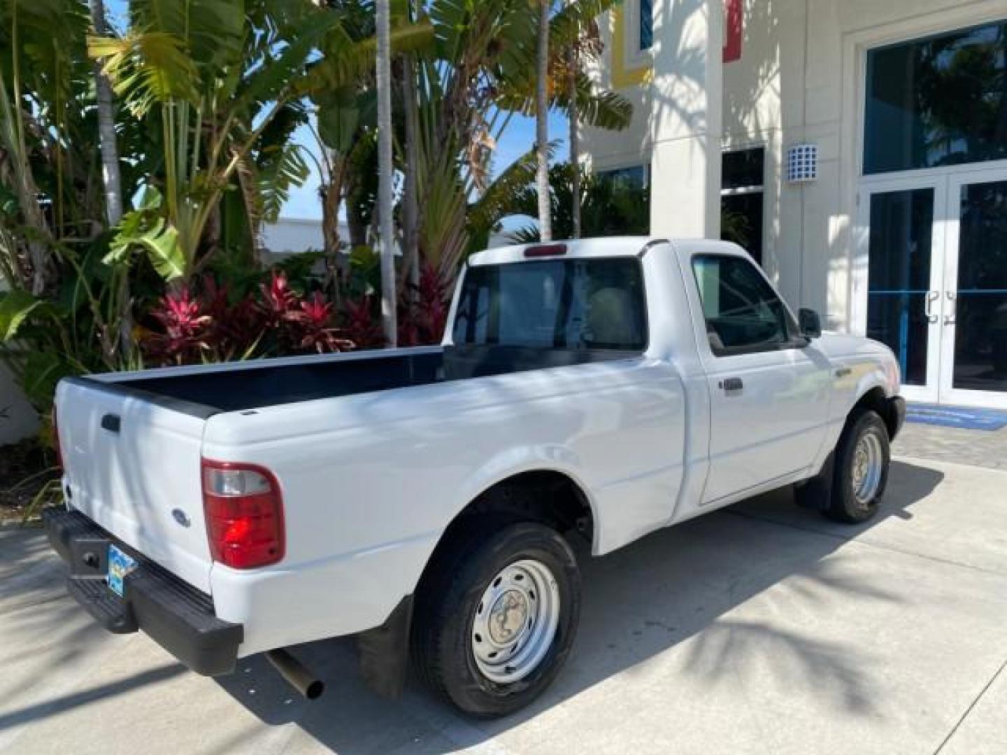 2002 Oxford White /Dark Graphite Ford Ranger Edge 1 OWNER LOW MILES 68,551 (1FTYR10U72P) with an 3.0L SEFI V6 Engine engine, Automatic transmission, located at 4701 North Dixie Hwy, Pompano Beach, FL, 33064, (954) 422-2889, 26.240938, -80.123474 - OUR WEBPAGE FLORIDACARS1.COM HAS OVER 100 PHOTOS AND FREE CARFAX LINK 2002 Ford Ranger Edge 1 OWNER Pickup 3.0L V6 F OHV Gasoline 22 MPG Rear Wheel Drive Features ABS Brakes Air Conditioning AM/FM Stereo Automatic Transmission Bed Liner CD Audio Vinyl Seats 2002 Ford Ranger Edge Regular Cab 2WD is a- Photo#99