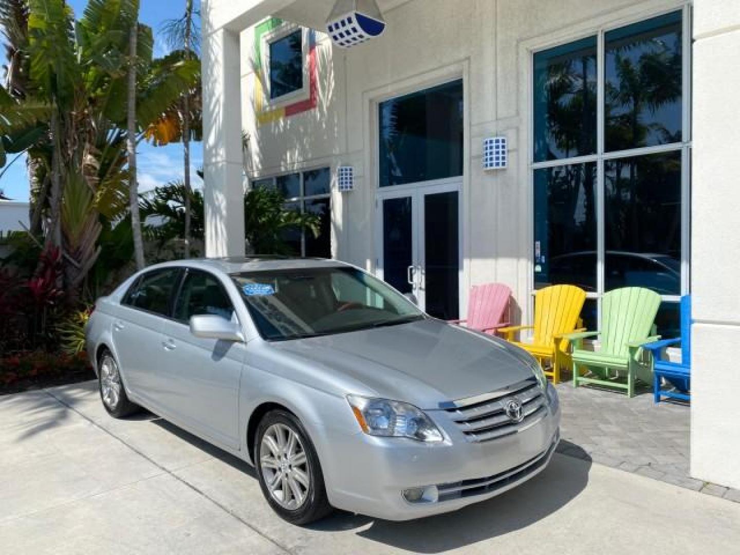 2007 Titanium Metallic /Graphite Toyota Avalon SUNROOF Limited LOW MILES 48,568 (4T1BK36B57U) with an 3.5L DOHC EFI 24-Valve V6 Engine engine, Automatic transmission, located at 4701 North Dixie Hwy, Pompano Beach, FL, 33064, (954) 422-2889, 26.240938, -80.123474 - OUR WEBPAGE FLORIDACARS1.COM HAS OVER 100 PHOTOS AND FREE CARFAX LINK 2007 Toyota Avalon LIMITED Sedan 4 DR 3.5L V6 F DOHC 24V Gasoline 28 MPG Front Wheel Drive Features A/C Seat(s) ABS Brakes Air Conditioning Alloy Wheels AM/FM Stereo Automatic Transmission Auxiliary Audio Input Cassette Player CD- Photo#1