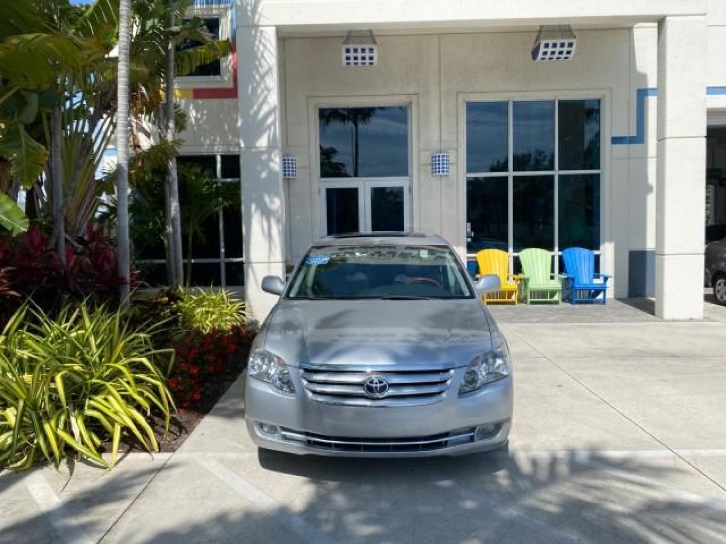 2007 Titanium Metallic /Graphite Toyota Avalon SUNROOF Limited LOW MILES 48,568 (4T1BK36B57U) with an 3.5L DOHC EFI 24-Valve V6 Engine engine, Automatic transmission, located at 4701 North Dixie Hwy, Pompano Beach, FL, 33064, (954) 422-2889, 26.240938, -80.123474 - OUR WEBPAGE FLORIDACARS1.COM HAS OVER 100 PHOTOS AND FREE CARFAX LINK 2007 Toyota Avalon LIMITED Sedan 4 DR 3.5L V6 F DOHC 24V Gasoline 28 MPG Front Wheel Drive Features A/C Seat(s) ABS Brakes Air Conditioning Alloy Wheels AM/FM Stereo Automatic Transmission Auxiliary Audio Input Cassette Player CD- Photo#26