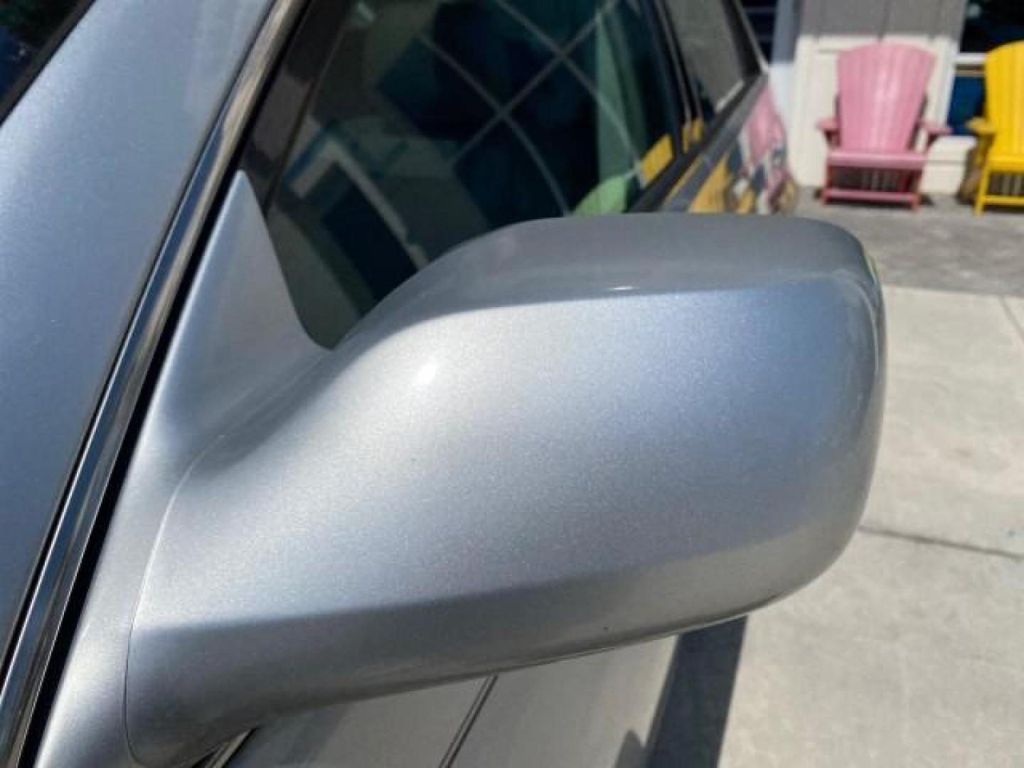 2007 Titanium Metallic /Graphite Toyota Avalon SUNROOF Limited LOW MILES 48,568 (4T1BK36B57U) with an 3.5L DOHC EFI 24-Valve V6 Engine engine, Automatic transmission, located at 4701 North Dixie Hwy, Pompano Beach, FL, 33064, (954) 422-2889, 26.240938, -80.123474 - OUR WEBPAGE FLORIDACARS1.COM HAS OVER 100 PHOTOS AND FREE CARFAX LINK 2007 Toyota Avalon LIMITED Sedan 4 DR 3.5L V6 F DOHC 24V Gasoline 28 MPG Front Wheel Drive Features A/C Seat(s) ABS Brakes Air Conditioning Alloy Wheels AM/FM Stereo Automatic Transmission Auxiliary Audio Input Cassette Player CD- Photo#40