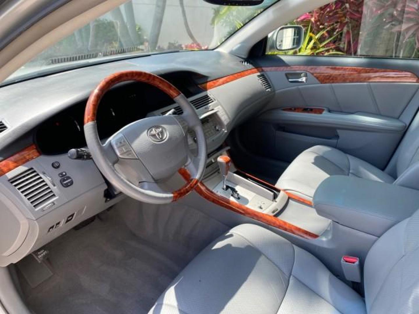 2007 Titanium Metallic /Graphite Toyota Avalon SUNROOF Limited LOW MILES 48,568 (4T1BK36B57U) with an 3.5L DOHC EFI 24-Valve V6 Engine engine, Automatic transmission, located at 4701 North Dixie Hwy, Pompano Beach, FL, 33064, (954) 422-2889, 26.240938, -80.123474 - OUR WEBPAGE FLORIDACARS1.COM HAS OVER 100 PHOTOS AND FREE CARFAX LINK 2007 Toyota Avalon LIMITED Sedan 4 DR 3.5L V6 F DOHC 24V Gasoline 28 MPG Front Wheel Drive Features A/C Seat(s) ABS Brakes Air Conditioning Alloy Wheels AM/FM Stereo Automatic Transmission Auxiliary Audio Input Cassette Player CD- Photo#45