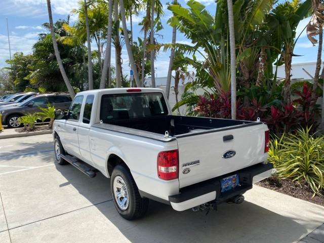 2011 Oxford White /Medium Dark Flint Ford Ranger XLT LOW MILES 44,686 (1FTKR4EE4BP) with an 4.0L SOHC V6 Engine engine, Automatic transmission, located at 4701 North Dixie Hwy, Pompano Beach, FL, 33064, (954) 422-2889, 26.240938, -80.123474 - OUR WEBPAGE FLORIDACARS1.COM HAS OVER 100 PHOTOS AND FREE CARFAX LINK 2011 Ford Ranger XLT 4 Door Extended Cab Pickup 4.0L V6 F SOHC 16V Gasoline 21 MPG Rear Wheel Drive Features ABS Brakes Air Conditioning AM/FM Stereo Automatic Transmission Auxiliary Audio Input Bed Liner CD Audio Cloth Seats Crui - Photo#5