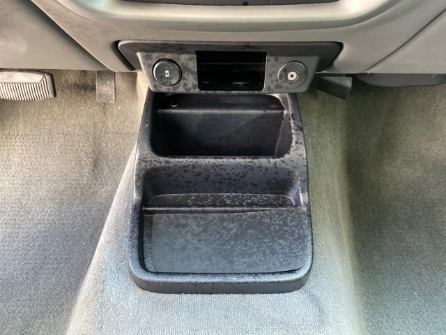 2011 Oxford White /Medium Dark Flint Ford Ranger XLT LOW MILES 44,686 (1FTKR4EE4BP) with an 4.0L SOHC V6 Engine engine, Automatic transmission, located at 4701 North Dixie Hwy, Pompano Beach, FL, 33064, (954) 422-2889, 26.240938, -80.123474 - OUR WEBPAGE FLORIDACARS1.COM HAS OVER 100 PHOTOS AND FREE CARFAX LINK 2011 Ford Ranger XLT 4 Door Extended Cab Pickup 4.0L V6 F SOHC 16V Gasoline 21 MPG Rear Wheel Drive Features ABS Brakes Air Conditioning AM/FM Stereo Automatic Transmission Auxiliary Audio Input Bed Liner CD Audio Cloth Seats Crui - Photo#66