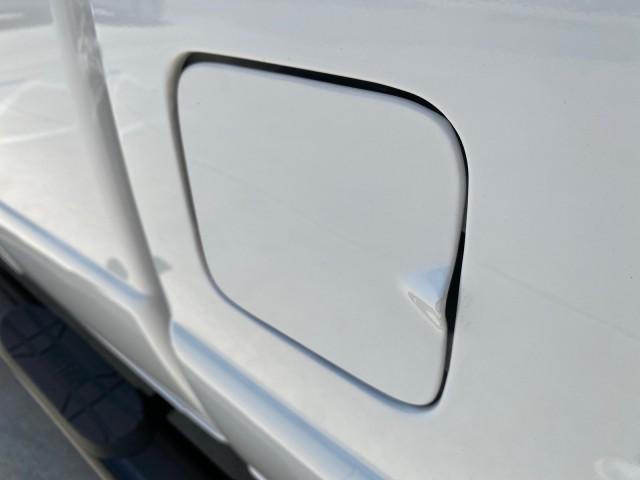 2011 Oxford White /Medium Dark Flint Ford Ranger XLT LOW MILES 44,686 (1FTKR4EE4BP) with an 4.0L SOHC V6 Engine engine, Automatic transmission, located at 4701 North Dixie Hwy, Pompano Beach, FL, 33064, (954) 422-2889, 26.240938, -80.123474 - OUR WEBPAGE FLORIDACARS1.COM HAS OVER 100 PHOTOS AND FREE CARFAX LINK 2011 Ford Ranger XLT 4 Door Extended Cab Pickup 4.0L V6 F SOHC 16V Gasoline 21 MPG Rear Wheel Drive Features ABS Brakes Air Conditioning AM/FM Stereo Automatic Transmission Auxiliary Audio Input Bed Liner CD Audio Cloth Seats Crui - Photo#89