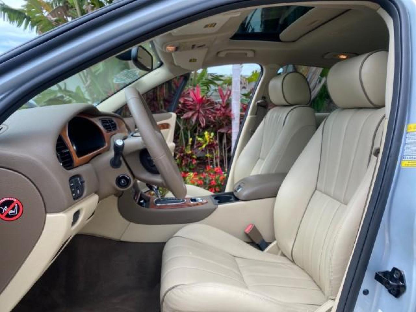2008 Lunar Grey /Champagne Jaguar S-TYPE 3.0 1 OWNER LOW MILES 27,291 (SAJWA01A58F) with an 3.0L DOHC MPFI 24-Valve V6 Engine engine, Automatic transmission, located at 4701 North Dixie Hwy, Pompano Beach, FL, 33064, (954) 422-2889, 26.240938, -80.123474 - OUR WEBPAGE FLORIDACARS1.COM HAS OVER 100 PHOTOS AND FREE CARFAX LINK 2008 Jaguar S-Type 3.0 1 OWNER Sedan 4 DR 3.0L V6 F DOHC 24V Gasoline 28 MPG Rear Wheel Drive Features ABS Brakes Air Conditioning Alloy Wheels AM/FM Stereo Automatic Transmission CD Audio Cruise Control Front Seat Heaters Leather- Photo#10