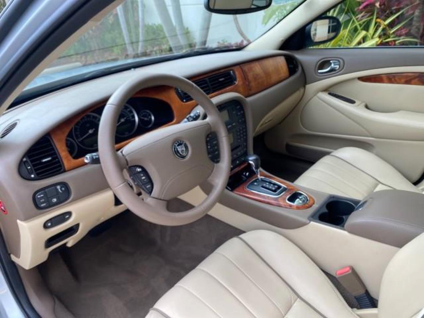 2008 Lunar Grey /Champagne Jaguar S-TYPE 3.0 1 OWNER LOW MILES 27,291 (SAJWA01A58F) with an 3.0L DOHC MPFI 24-Valve V6 Engine engine, Automatic transmission, located at 4701 North Dixie Hwy, Pompano Beach, FL, 33064, (954) 422-2889, 26.240938, -80.123474 - OUR WEBPAGE FLORIDACARS1.COM HAS OVER 100 PHOTOS AND FREE CARFAX LINK 2008 Jaguar S-Type 3.0 1 OWNER Sedan 4 DR 3.0L V6 F DOHC 24V Gasoline 28 MPG Rear Wheel Drive Features ABS Brakes Air Conditioning Alloy Wheels AM/FM Stereo Automatic Transmission CD Audio Cruise Control Front Seat Heaters Leather- Photo#47