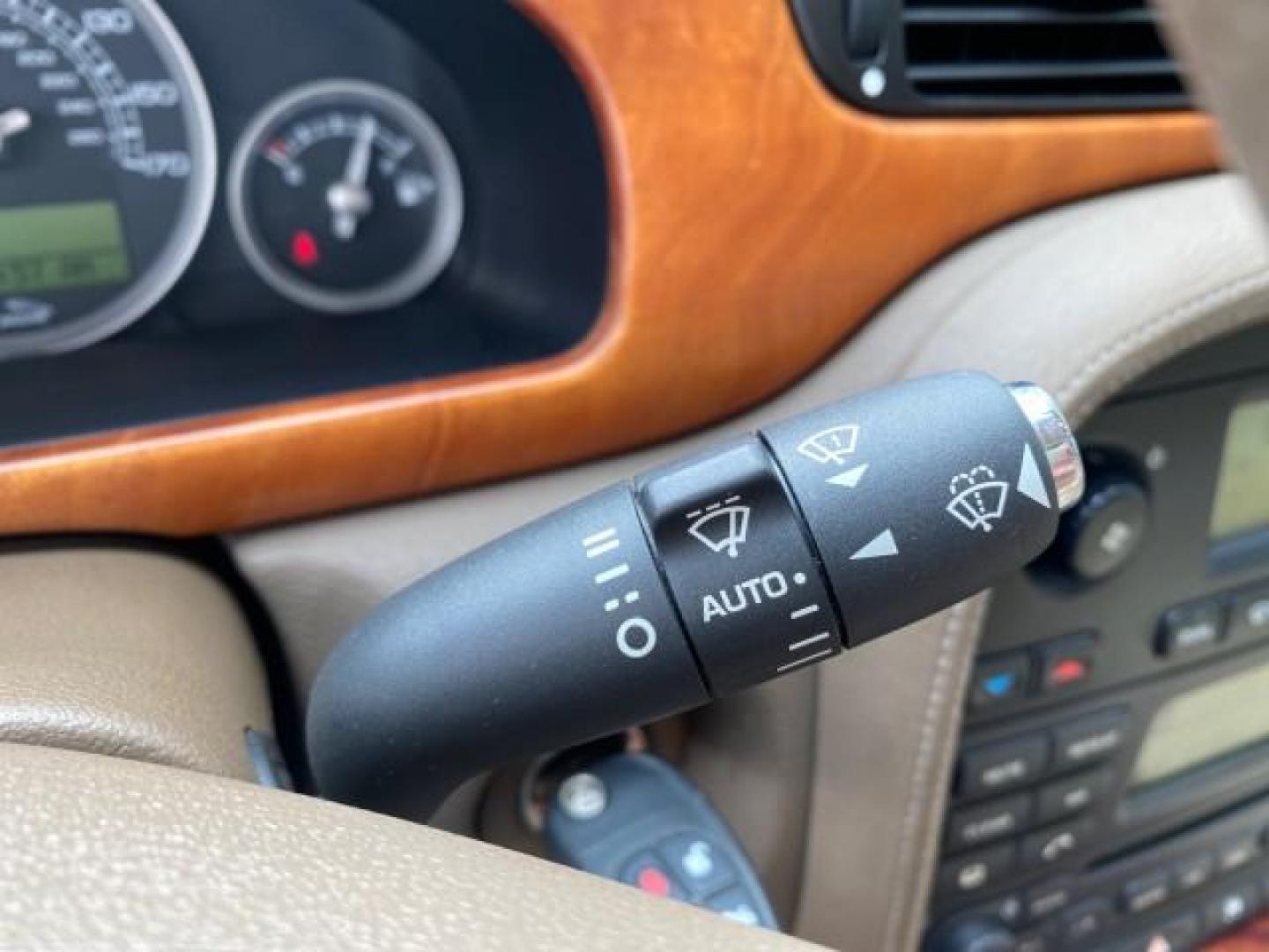 2008 Lunar Grey /Champagne Jaguar S-TYPE 3.0 1 OWNER LOW MILES 27,291 (SAJWA01A58F) with an 3.0L DOHC MPFI 24-Valve V6 Engine engine, Automatic transmission, located at 4701 North Dixie Hwy, Pompano Beach, FL, 33064, (954) 422-2889, 26.240938, -80.123474 - OUR WEBPAGE FLORIDACARS1.COM HAS OVER 100 PHOTOS AND FREE CARFAX LINK 2008 Jaguar S-Type 3.0 1 OWNER Sedan 4 DR 3.0L V6 F DOHC 24V Gasoline 28 MPG Rear Wheel Drive Features ABS Brakes Air Conditioning Alloy Wheels AM/FM Stereo Automatic Transmission CD Audio Cruise Control Front Seat Heaters Leather- Photo#52
