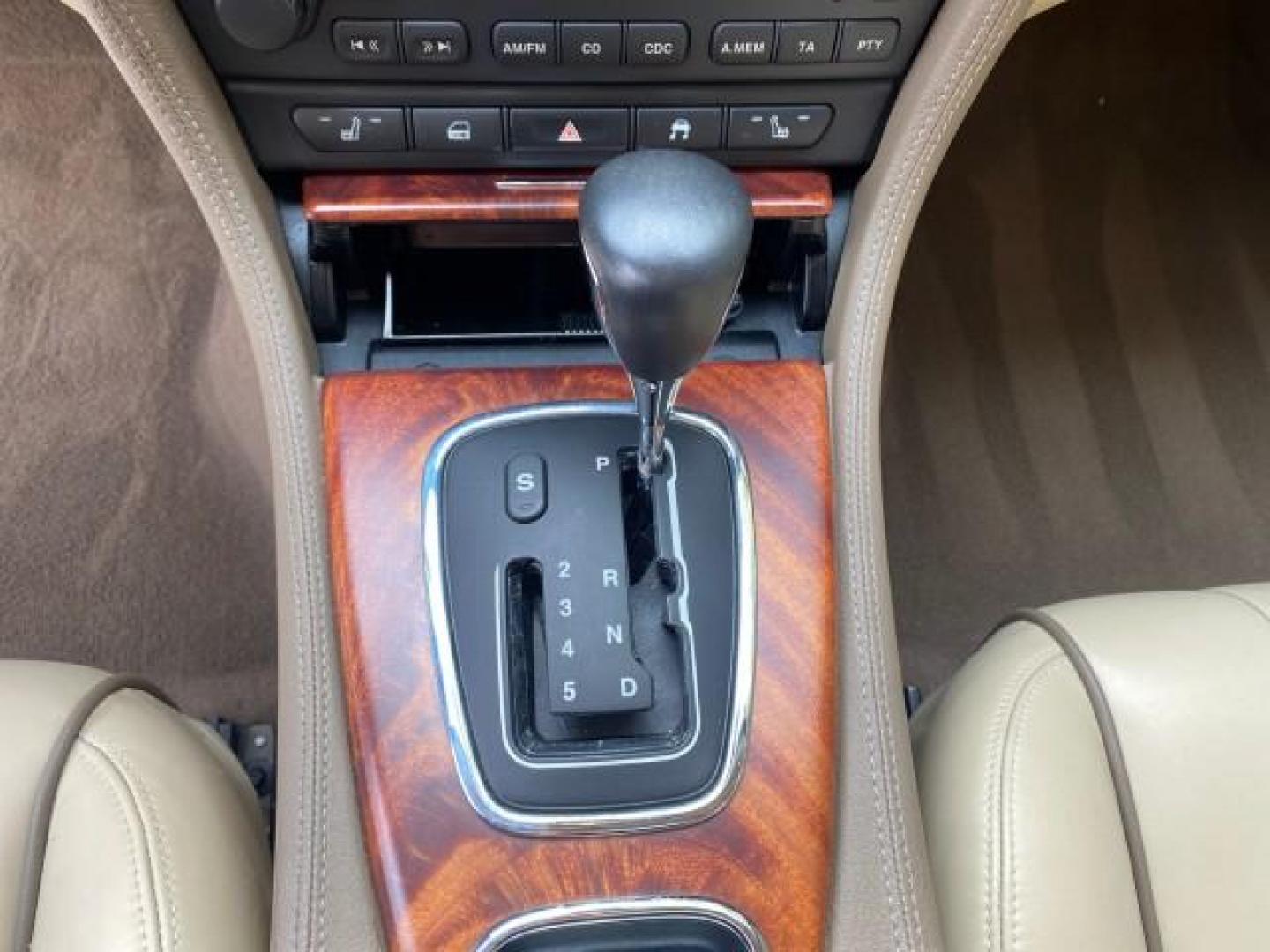 2008 Lunar Grey /Champagne Jaguar S-TYPE 3.0 1 OWNER LOW MILES 27,291 (SAJWA01A58F) with an 3.0L DOHC MPFI 24-Valve V6 Engine engine, Automatic transmission, located at 4701 North Dixie Hwy, Pompano Beach, FL, 33064, (954) 422-2889, 26.240938, -80.123474 - OUR WEBPAGE FLORIDACARS1.COM HAS OVER 100 PHOTOS AND FREE CARFAX LINK 2008 Jaguar S-Type 3.0 1 OWNER Sedan 4 DR 3.0L V6 F DOHC 24V Gasoline 28 MPG Rear Wheel Drive Features ABS Brakes Air Conditioning Alloy Wheels AM/FM Stereo Automatic Transmission CD Audio Cruise Control Front Seat Heaters Leather- Photo#60
