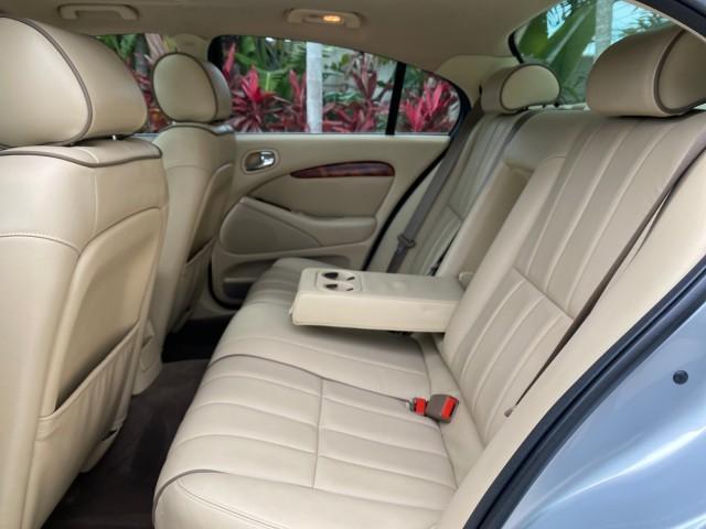 2008 Lunar Grey /Champagne Jaguar S-TYPE 3.0 1 OWNER LOW MILES 27,291 (SAJWA01A58F) with an 3.0L DOHC MPFI 24-Valve V6 Engine engine, Automatic transmission, located at 4701 North Dixie Hwy, Pompano Beach, FL, 33064, (954) 422-2889, 26.240938, -80.123474 - OUR WEBPAGE FLORIDACARS1.COM HAS OVER 100 PHOTOS AND FREE CARFAX LINK 2008 Jaguar S-Type 3.0 1 OWNER Sedan 4 DR 3.0L V6 F DOHC 24V Gasoline 28 MPG Rear Wheel Drive Features ABS Brakes Air Conditioning Alloy Wheels AM/FM Stereo Automatic Transmission CD Audio Cruise Control Front Seat Heaters Leather - Photo#81