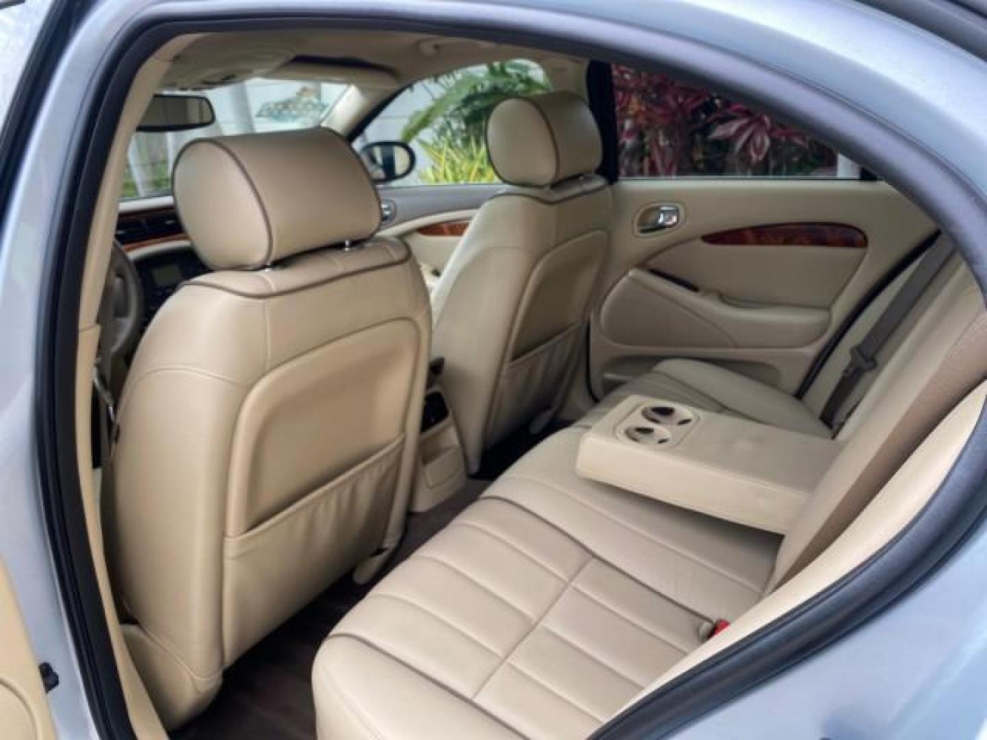 2008 Lunar Grey /Champagne Jaguar S-TYPE 3.0 1 OWNER LOW MILES 27,291 (SAJWA01A58F) with an 3.0L DOHC MPFI 24-Valve V6 Engine engine, Automatic transmission, located at 4701 North Dixie Hwy, Pompano Beach, FL, 33064, (954) 422-2889, 26.240938, -80.123474 - OUR WEBPAGE FLORIDACARS1.COM HAS OVER 100 PHOTOS AND FREE CARFAX LINK 2008 Jaguar S-Type 3.0 1 OWNER Sedan 4 DR 3.0L V6 F DOHC 24V Gasoline 28 MPG Rear Wheel Drive Features ABS Brakes Air Conditioning Alloy Wheels AM/FM Stereo Automatic Transmission CD Audio Cruise Control Front Seat Heaters Leather- Photo#85
