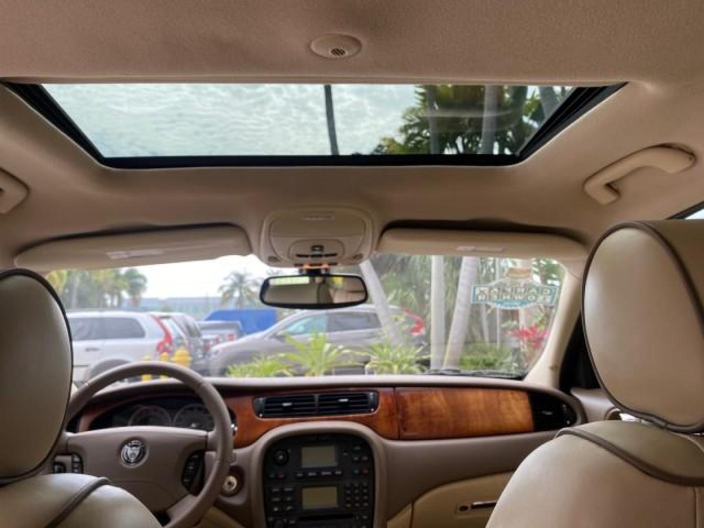 2008 Lunar Grey /Champagne Jaguar S-TYPE 3.0 1 OWNER LOW MILES 27,291 (SAJWA01A58F) with an 3.0L DOHC MPFI 24-Valve V6 Engine engine, Automatic transmission, located at 4701 North Dixie Hwy, Pompano Beach, FL, 33064, (954) 422-2889, 26.240938, -80.123474 - OUR WEBPAGE FLORIDACARS1.COM HAS OVER 100 PHOTOS AND FREE CARFAX LINK 2008 Jaguar S-Type 3.0 1 OWNER Sedan 4 DR 3.0L V6 F DOHC 24V Gasoline 28 MPG Rear Wheel Drive Features ABS Brakes Air Conditioning Alloy Wheels AM/FM Stereo Automatic Transmission CD Audio Cruise Control Front Seat Heaters Leather- Photo#88