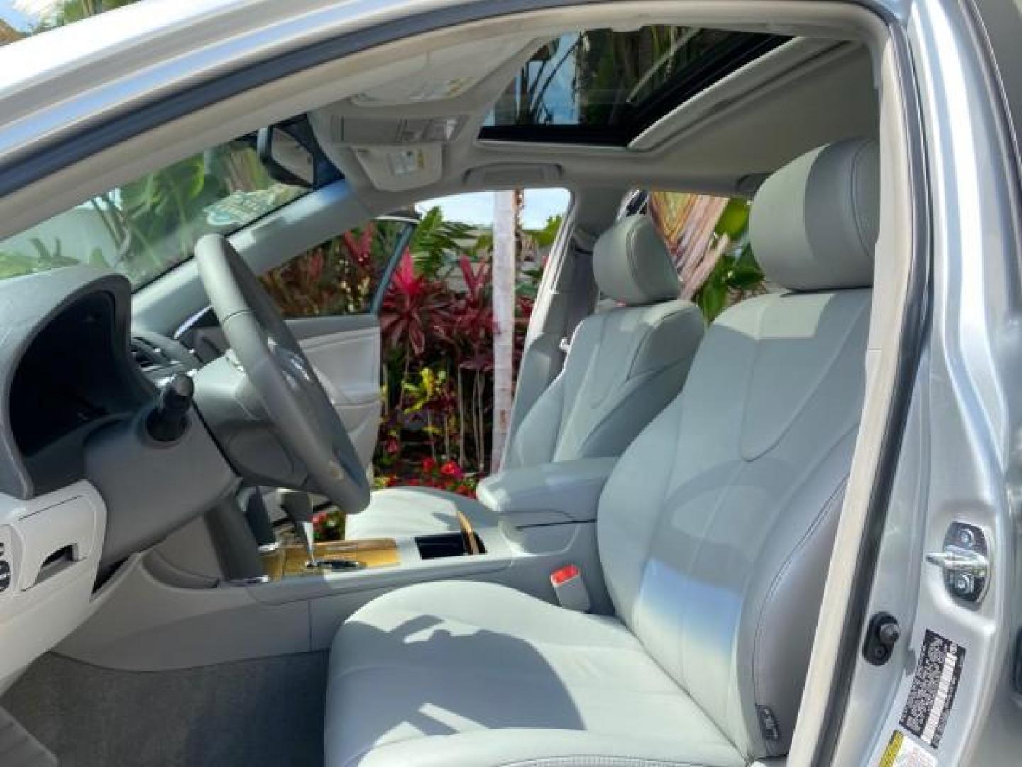 2007 Titanium Metallic /Ash Toyota Camry XLE LOW MILES 15,752 1 OWNER (4T1BK46K37U) with an 3.5L DOHC MPFI VVT-i 24-Valve V6 Engine engine, Automatic transmission, located at 4701 North Dixie Hwy, Pompano Beach, FL, 33064, (954) 422-2889, 26.240938, -80.123474 - OUR WEBPAGE FLORIDACARS1.COM HAS OVER 100 PHOTOS AND FREE CARFAX LINK 2007 Toyota Camry XLE 1 OWNER Sedan 4 DR 3.5L V6 F DOHC 24V Gasoline 31 MPG Front Wheel Drive Features ABS Brakes Air Conditioning Alloy Wheels AM/FM Stereo Automatic Transmission Auxiliary Audio Input Bluetooth Technology CD Audi- Photo#10