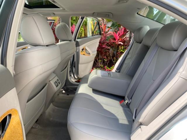 2007 Titanium Metallic /Ash Toyota Camry XLE LOW MILES 15,752 1 OWNER (4T1BK46K37U) with an 3.5L DOHC MPFI VVT-i 24-Valve V6 Engine engine, Automatic transmission, located at 4701 North Dixie Hwy, Pompano Beach, FL, 33064, (954) 422-2889, 26.240938, -80.123474 - OUR WEBPAGE FLORIDACARS1.COM HAS OVER 100 PHOTOS AND FREE CARFAX LINK 2007 Toyota Camry XLE 1 OWNER Sedan 4 DR 3.5L V6 F DOHC 24V Gasoline 31 MPG Front Wheel Drive Features ABS Brakes Air Conditioning Alloy Wheels AM/FM Stereo Automatic Transmission Auxiliary Audio Input Bluetooth Technology CD Audi - Photo#14
