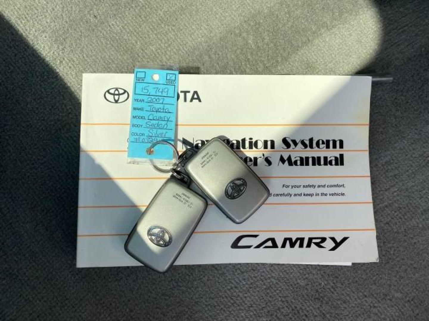 2007 Titanium Metallic /Ash Toyota Camry XLE LOW MILES 15,752 1 OWNER (4T1BK46K37U) with an 3.5L DOHC MPFI VVT-i 24-Valve V6 Engine engine, Automatic transmission, located at 4701 North Dixie Hwy, Pompano Beach, FL, 33064, (954) 422-2889, 26.240938, -80.123474 - OUR WEBPAGE FLORIDACARS1.COM HAS OVER 100 PHOTOS AND FREE CARFAX LINK 2007 Toyota Camry XLE 1 OWNER Sedan 4 DR 3.5L V6 F DOHC 24V Gasoline 31 MPG Front Wheel Drive Features ABS Brakes Air Conditioning Alloy Wheels AM/FM Stereo Automatic Transmission Auxiliary Audio Input Bluetooth Technology CD Audi- Photo#23