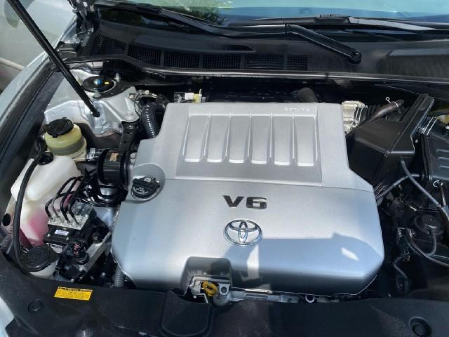 2007 Titanium Metallic /Ash Toyota Camry XLE LOW MILES 15,752 1 OWNER (4T1BK46K37U) with an 3.5L DOHC MPFI VVT-i 24-Valve V6 Engine engine, Automatic transmission, located at 4701 North Dixie Hwy, Pompano Beach, FL, 33064, (954) 422-2889, 26.240938, -80.123474 - OUR WEBPAGE FLORIDACARS1.COM HAS OVER 100 PHOTOS AND FREE CARFAX LINK 2007 Toyota Camry XLE 1 OWNER Sedan 4 DR 3.5L V6 F DOHC 24V Gasoline 31 MPG Front Wheel Drive Features ABS Brakes Air Conditioning Alloy Wheels AM/FM Stereo Automatic Transmission Auxiliary Audio Input Bluetooth Technology CD Audi- Photo#24