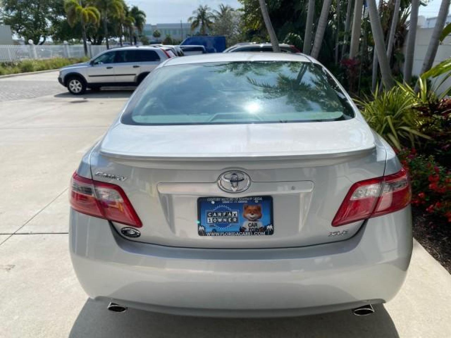 2007 Titanium Metallic /Ash Toyota Camry XLE LOW MILES 15,752 1 OWNER (4T1BK46K37U) with an 3.5L DOHC MPFI VVT-i 24-Valve V6 Engine engine, Automatic transmission, located at 4701 North Dixie Hwy, Pompano Beach, FL, 33064, (954) 422-2889, 26.240938, -80.123474 - OUR WEBPAGE FLORIDACARS1.COM HAS OVER 100 PHOTOS AND FREE CARFAX LINK 2007 Toyota Camry XLE 1 OWNER Sedan 4 DR 3.5L V6 F DOHC 24V Gasoline 31 MPG Front Wheel Drive Features ABS Brakes Air Conditioning Alloy Wheels AM/FM Stereo Automatic Transmission Auxiliary Audio Input Bluetooth Technology CD Audi- Photo#35