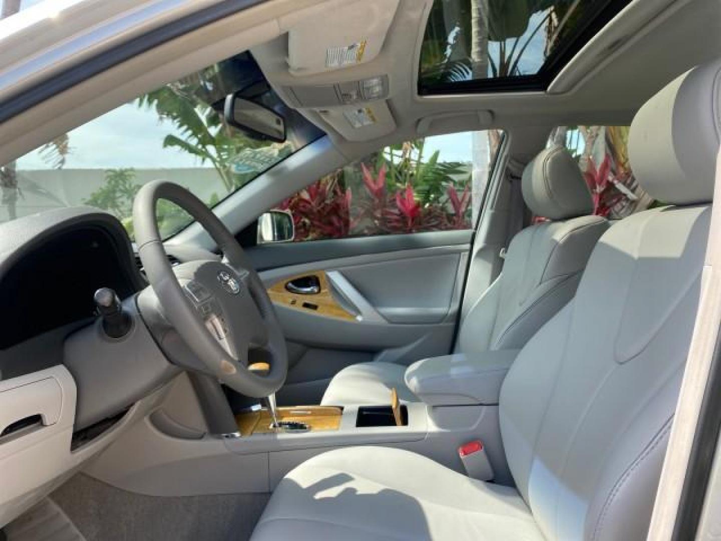 2007 Titanium Metallic /Ash Toyota Camry XLE LOW MILES 15,752 1 OWNER (4T1BK46K37U) with an 3.5L DOHC MPFI VVT-i 24-Valve V6 Engine engine, Automatic transmission, located at 4701 North Dixie Hwy, Pompano Beach, FL, 33064, (954) 422-2889, 26.240938, -80.123474 - OUR WEBPAGE FLORIDACARS1.COM HAS OVER 100 PHOTOS AND FREE CARFAX LINK 2007 Toyota Camry XLE 1 OWNER Sedan 4 DR 3.5L V6 F DOHC 24V Gasoline 31 MPG Front Wheel Drive Features ABS Brakes Air Conditioning Alloy Wheels AM/FM Stereo Automatic Transmission Auxiliary Audio Input Bluetooth Technology CD Audi- Photo#43