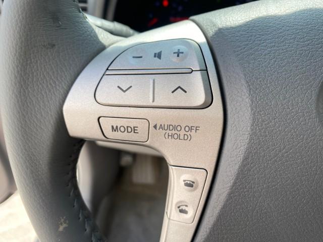 2007 Titanium Metallic /Ash Toyota Camry XLE LOW MILES 15,752 1 OWNER (4T1BK46K37U) with an 3.5L DOHC MPFI VVT-i 24-Valve V6 Engine engine, Automatic transmission, located at 4701 North Dixie Hwy, Pompano Beach, FL, 33064, (954) 422-2889, 26.240938, -80.123474 - OUR WEBPAGE FLORIDACARS1.COM HAS OVER 100 PHOTOS AND FREE CARFAX LINK 2007 Toyota Camry XLE 1 OWNER Sedan 4 DR 3.5L V6 F DOHC 24V Gasoline 31 MPG Front Wheel Drive Features ABS Brakes Air Conditioning Alloy Wheels AM/FM Stereo Automatic Transmission Auxiliary Audio Input Bluetooth Technology CD Audi - Photo#47