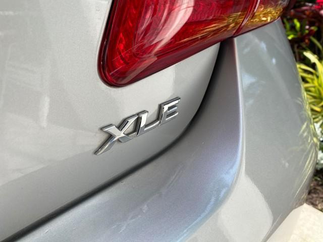 2007 Titanium Metallic /Ash Toyota Camry XLE LOW MILES 15,752 1 OWNER (4T1BK46K37U) with an 3.5L DOHC MPFI VVT-i 24-Valve V6 Engine engine, Automatic transmission, located at 4701 North Dixie Hwy, Pompano Beach, FL, 33064, (954) 422-2889, 26.240938, -80.123474 - OUR WEBPAGE FLORIDACARS1.COM HAS OVER 100 PHOTOS AND FREE CARFAX LINK 2007 Toyota Camry XLE 1 OWNER Sedan 4 DR 3.5L V6 F DOHC 24V Gasoline 31 MPG Front Wheel Drive Features ABS Brakes Air Conditioning Alloy Wheels AM/FM Stereo Automatic Transmission Auxiliary Audio Input Bluetooth Technology CD Audi - Photo#89