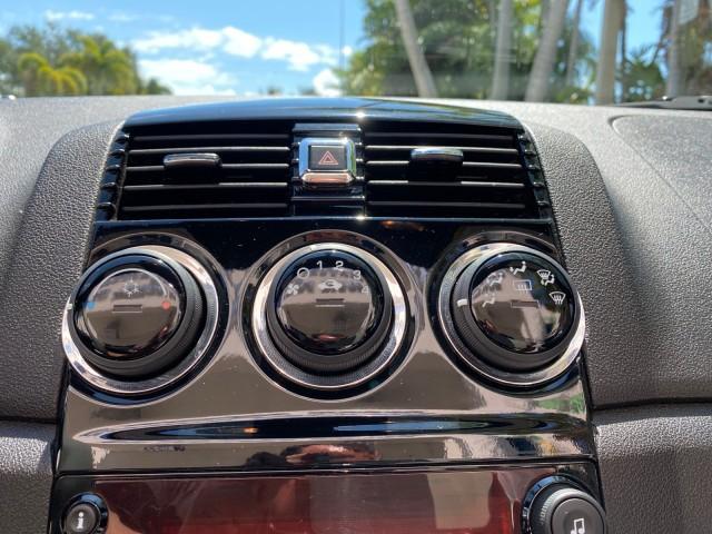 2008 Carbon Flash /Light Titanium Saturn Sky Red Line Carbon Flash SE 5 SPD (1G8MJ35X88Y) with an Turbocharged And Intercooled Ecotec 2.0L VVT DOHC 4-Cyl Aluminum Engine engine, Manual transmission, located at 4701 North Dixie Hwy, Pompano Beach, FL, 33064, (954) 422-2889, 26.240938, -80.123474 - OUR WEBPAGE FLORIDACARS1.COM HAS OVER 100 PHOTOS AND FREE CARFAX LINK 2008 Saturn SKY Red Line Carbon Flash SE Convertible 2.0L I4 F DOHC Gasoline 31 MPG Rear Wheel Drive Features ABS Brakes Air Conditioning Alloy Wheels AM/FM Stereo Auxiliary Audio Input CD Audio Cruise Control Leather Seats Manual - Photo#77