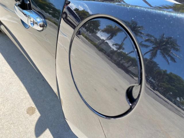 2008 Carbon Flash /Light Titanium Saturn Sky Red Line Carbon Flash SE 5 SPD (1G8MJ35X88Y) with an Turbocharged And Intercooled Ecotec 2.0L VVT DOHC 4-Cyl Aluminum Engine engine, Manual transmission, located at 4701 North Dixie Hwy, Pompano Beach, FL, 33064, (954) 422-2889, 26.240938, -80.123474 - OUR WEBPAGE FLORIDACARS1.COM HAS OVER 100 PHOTOS AND FREE CARFAX LINK 2008 Saturn SKY Red Line Carbon Flash SE Convertible 2.0L I4 F DOHC Gasoline 31 MPG Rear Wheel Drive Features ABS Brakes Air Conditioning Alloy Wheels AM/FM Stereo Auxiliary Audio Input CD Audio Cruise Control Leather Seats Manual - Photo#93