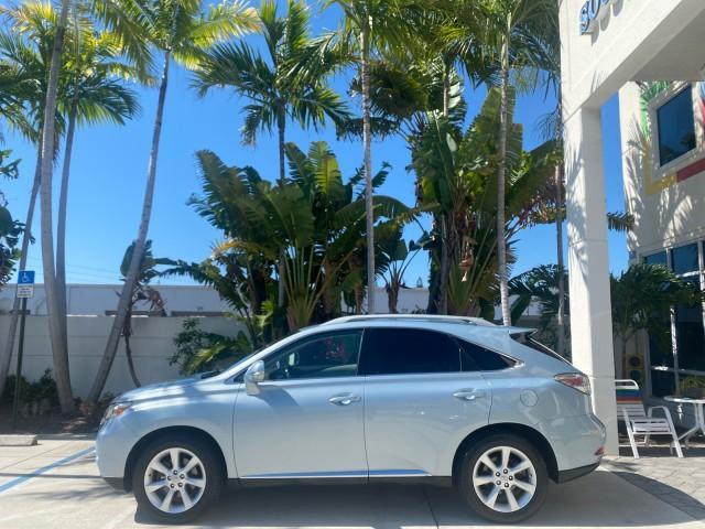 2011 Cerulean Blue Metallic /Light Gray Lexus RX 350 SUV LOW MILES 55,895 1 OWNER (2T2ZK1BAXBC) with an 3.5L DOHC SFI 24-Valve V6 Engine engine, Automatic transmission, located at 4701 North Dixie Hwy, Pompano Beach, FL, 33064, (954) 422-2889, 26.240938, -80.123474 - OUR WEBPAGE FLORIDACARS1.COM HAS OVER 100 PHOTOS AND FREE CARFAX LINK 2011 Lexus RX 350 1 OWNER 4 Door Wagon/Sport Utility 3.5L V6 F DOHC 24V Gasoline 25 MPG Front Wheel Drive Features A/C Seat(s) ABS Brakes Air Conditioning Alloy Wheels AM/FM Stereo Automatic Transmission Auxiliary Audio Input Blue - Photo#4