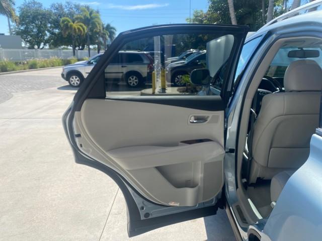 2011 Cerulean Blue Metallic /Light Gray Lexus RX 350 SUV LOW MILES 55,895 1 OWNER (2T2ZK1BAXBC) with an 3.5L DOHC SFI 24-Valve V6 Engine engine, Automatic transmission, located at 4701 North Dixie Hwy, Pompano Beach, FL, 33064, (954) 422-2889, 26.240938, -80.123474 - OUR WEBPAGE FLORIDACARS1.COM HAS OVER 100 PHOTOS AND FREE CARFAX LINK 2011 Lexus RX 350 1 OWNER 4 Door Wagon/Sport Utility 3.5L V6 F DOHC 24V Gasoline 25 MPG Front Wheel Drive Features A/C Seat(s) ABS Brakes Air Conditioning Alloy Wheels AM/FM Stereo Automatic Transmission Auxiliary Audio Input Blue - Photo#13